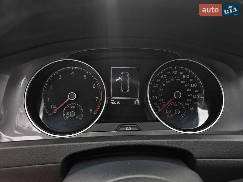 Универсал Volkswagen Golf Alltrack 2016 в Черкассах