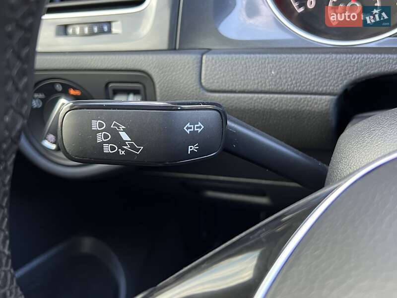 Універсал Volkswagen Golf Alltrack 2019 в Львові