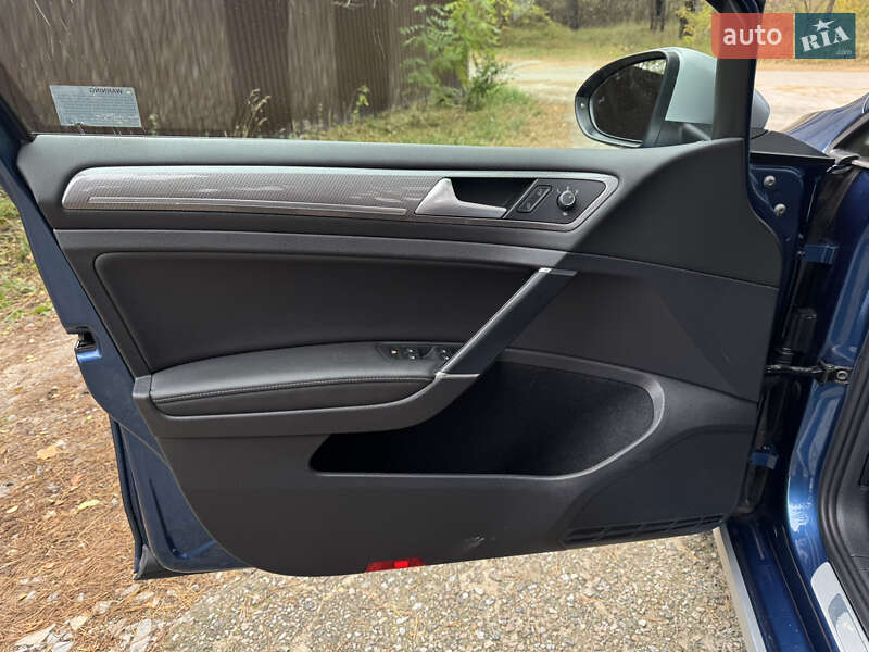 Универсал Volkswagen Golf Alltrack 2019 в Киеве фото 7 Универсал Volkswagen Golf Alltrack 2019 в Киеве