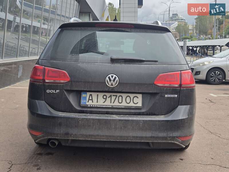 Универсал Volkswagen Golf Alltrack 2016 в Киеве
