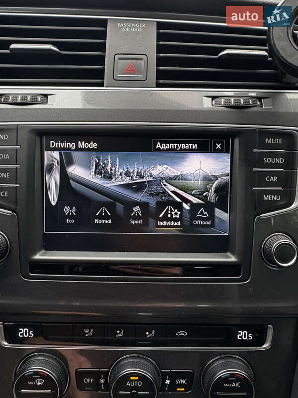 Универсал Volkswagen Golf Alltrack 2015 в Киеве