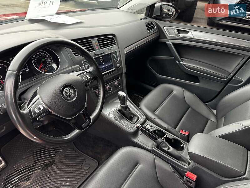 Універсал Volkswagen Golf Alltrack 2016 в Харкові