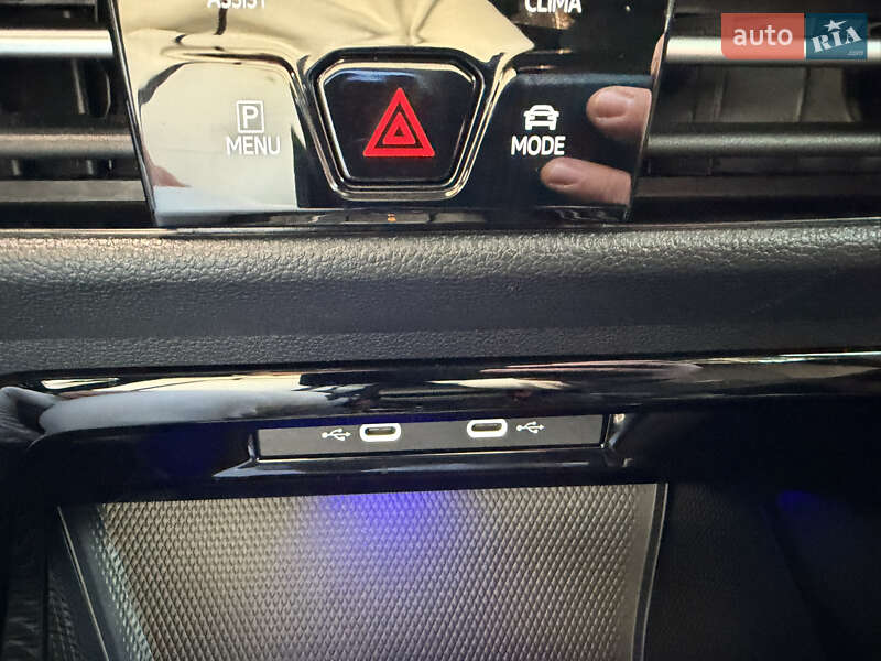 Универсал Volkswagen Golf Alltrack 2023 в Броварах