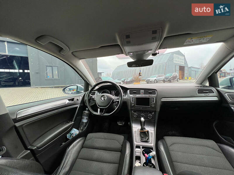 Універсал Volkswagen Golf Alltrack 2016 в Львові