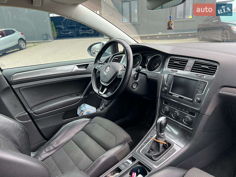 Універсал Volkswagen Golf Alltrack 2016 в Львові