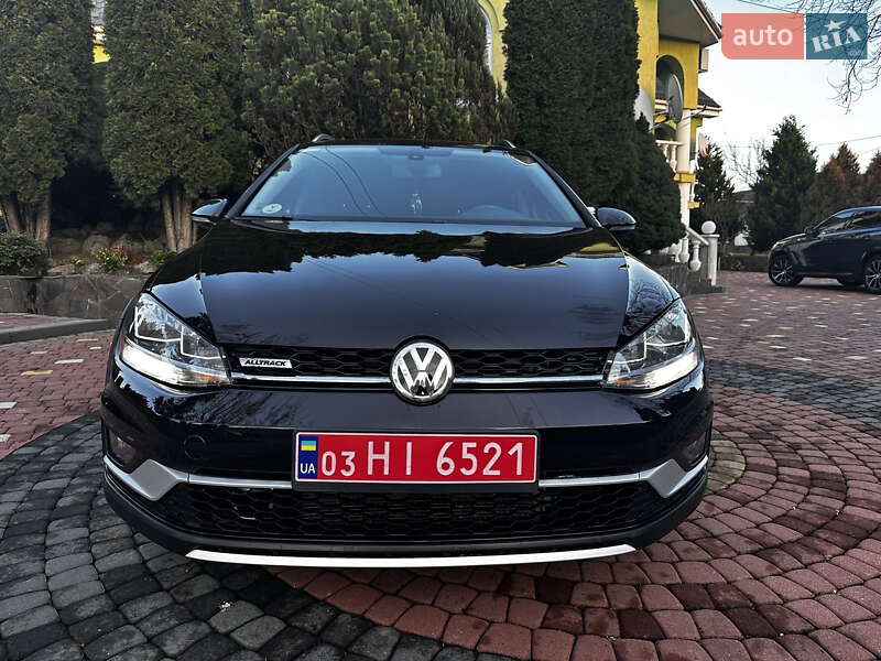 Универсал Volkswagen Golf Alltrack 2019 в Хусте