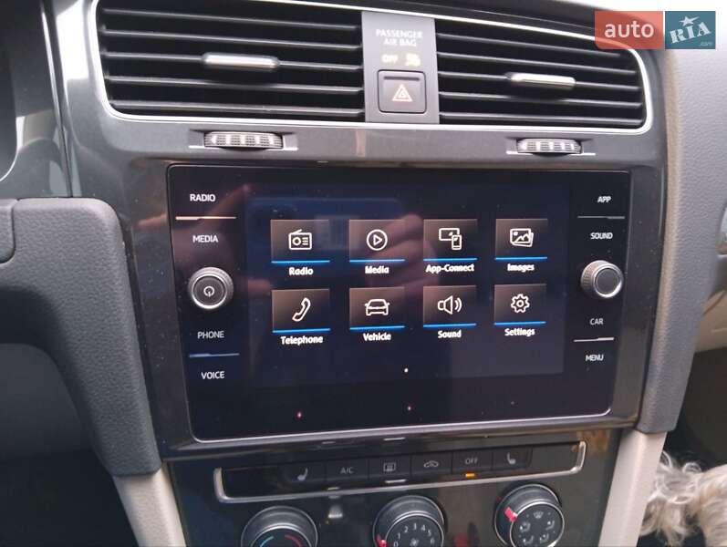 Универсал Volkswagen Golf Alltrack 2019 в Днепре