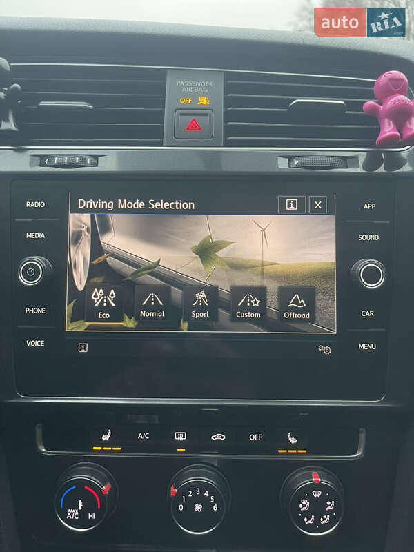 Универсал Volkswagen Golf Alltrack 2018 в Киеве фото 15 Универсал Volkswagen Golf Alltrack 2018 в Киеве