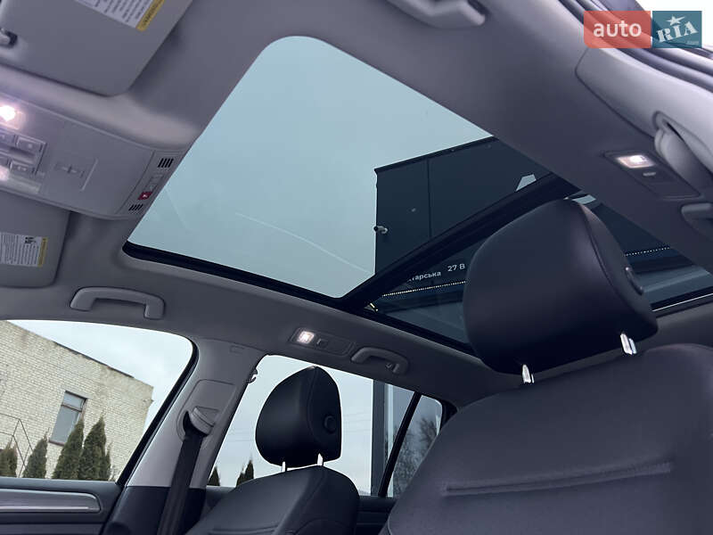 Универсал Volkswagen Golf Alltrack 2017 в Нововолынске