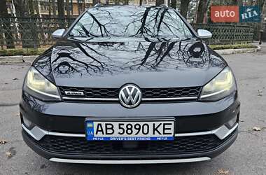 Универсал Volkswagen Golf Alltrack 2016 в Хмельнике