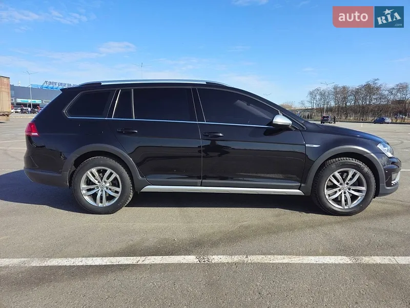 Volkswagen Golf Alltrack