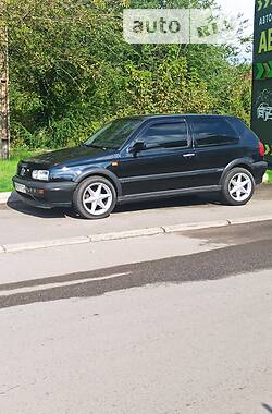 Хэтчбек Volkswagen Golf GTD 1993 в Кривом Роге