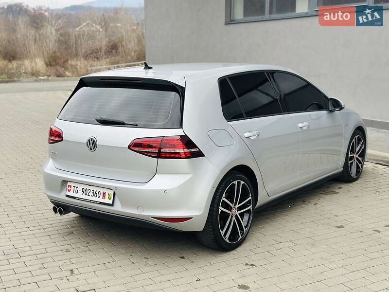 Хэтчбек Volkswagen Golf GTD 2013 в Мукачево
