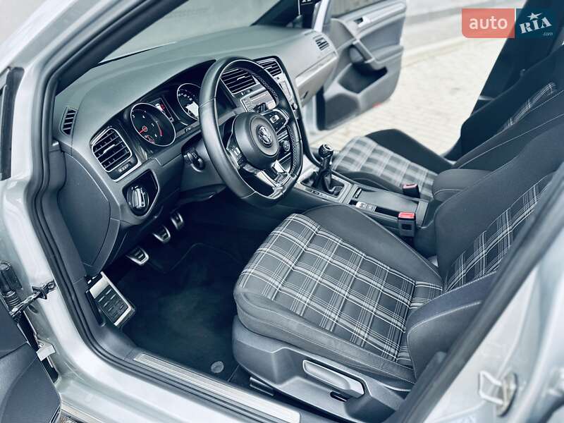 Хэтчбек Volkswagen Golf GTD 2013 в Мукачево