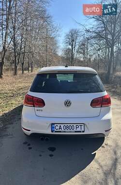 Хэтчбек Volkswagen Golf GTD 2011 в 