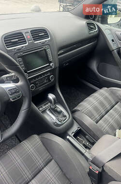 Хэтчбек Volkswagen Golf GTD 2011 в 
