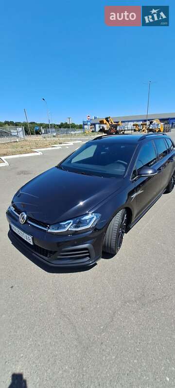 Универсал Volkswagen Golf GTD 2017 в Одессе