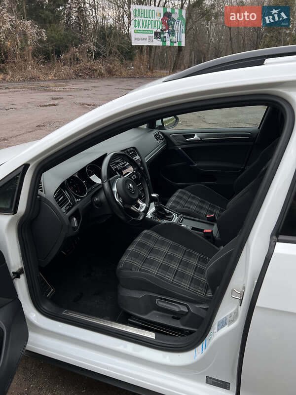 Универсал Volkswagen Golf GTD 2017 в Львове фото 16 Универсал Volkswagen Golf GTD 2017 в Львове