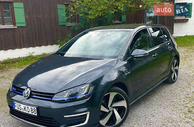 Хэтчбек Volkswagen Golf GTE 2016 в Хмельницком