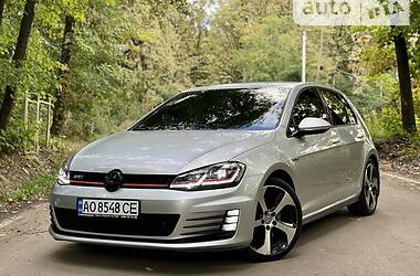 Хетчбек Volkswagen Golf GTI 2016 в Ужгороді