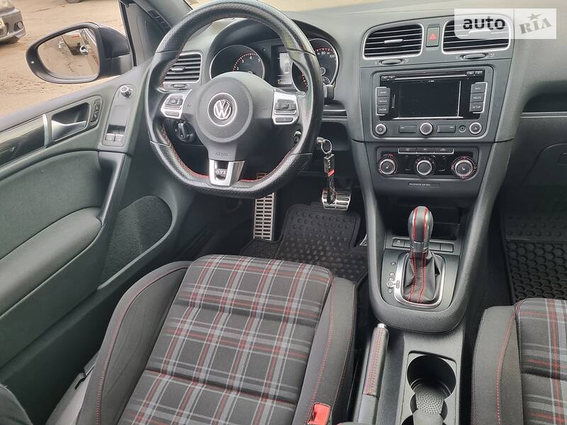 Хетчбек Volkswagen Golf GTI 2011 в Києві