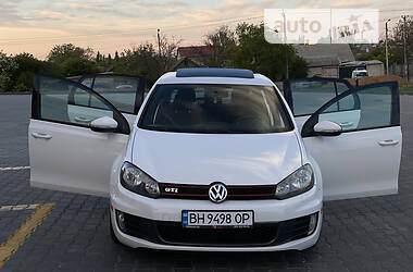 Хэтчбек Volkswagen Golf GTI 2012 в Одессе