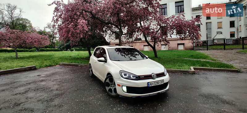 Volkswagen Golf GTI 2010