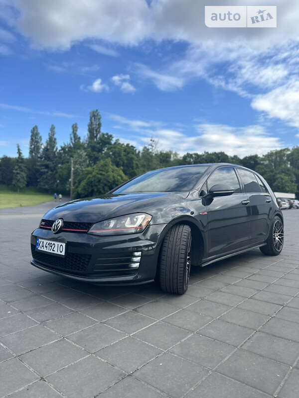 Хэтчбек Volkswagen Golf GTI 2014 в Кременчуге
