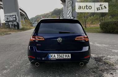 Хетчбек Volkswagen Golf GTI 2020 в Києві