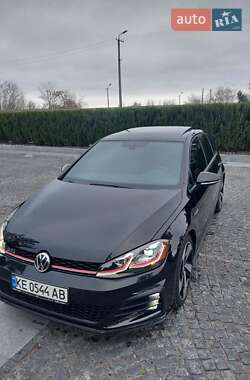 Хэтчбек Volkswagen Golf GTI 2020 в 