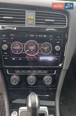 Хэтчбек Volkswagen Golf GTI 2020 в 