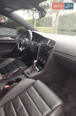 Хэтчбек Volkswagen Golf GTI 2020 в 