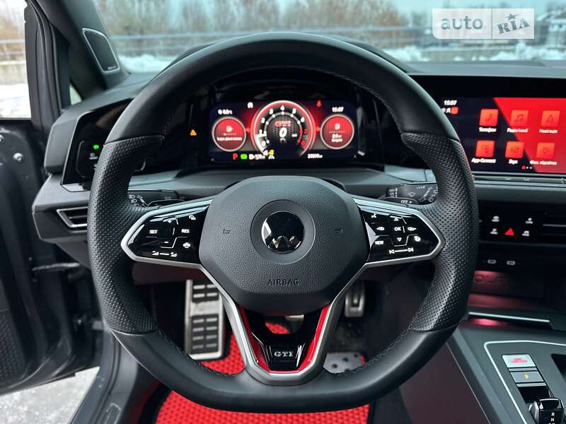 Хэтчбек Volkswagen Golf GTI 2021 в Киеве