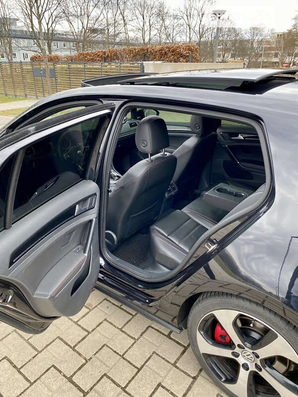 Хэтчбек Volkswagen Golf GTI 2015 в Днепре