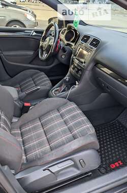 Хэтчбек Volkswagen Golf GTI 2013 в Киеве