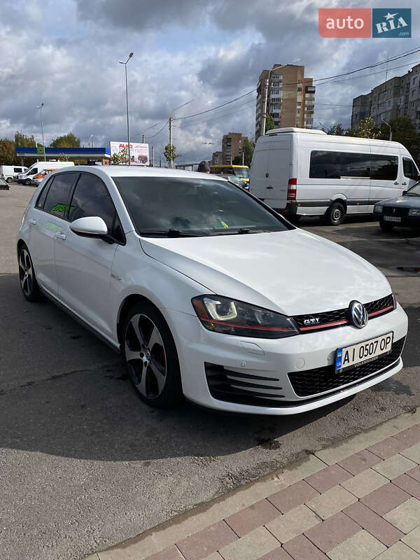 Volkswagen Golf GTI 2015