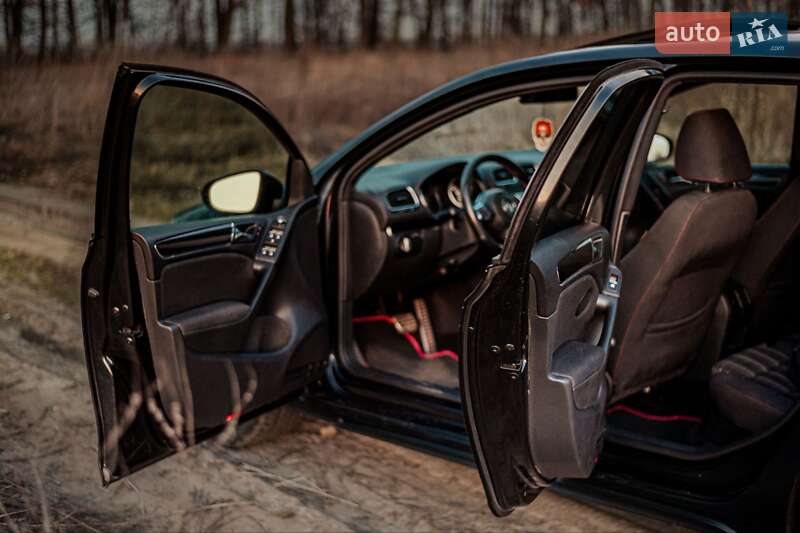 Хетчбек Volkswagen Golf GTI 2012 в Черкасах фото 22 Хетчбек Volkswagen Golf GTI 2012 в Черкасах