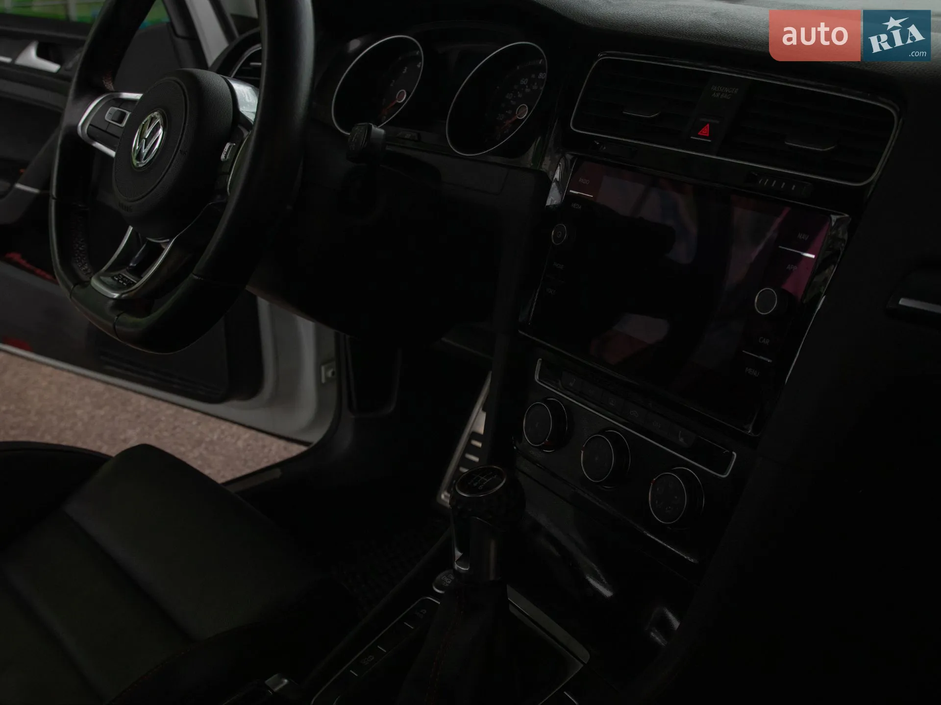 2017 Volkswagen Golf GTI - мініатюра 11