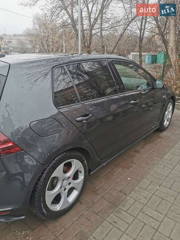 Хэтчбек Volkswagen Golf GTI 2015 в Днепре фото 9 Хэтчбек Volkswagen Golf GTI 2015 в Днепре