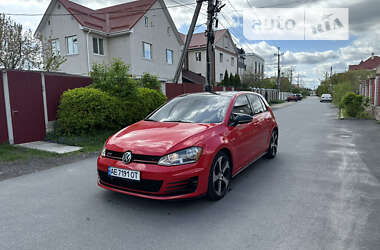 Хэтчбек Volkswagen Golf GTI 2014 в Киеве