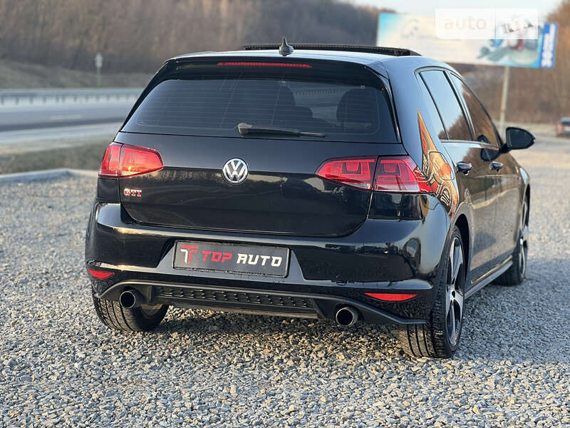 Хэтчбек Volkswagen Golf GTI 2017 в Львове