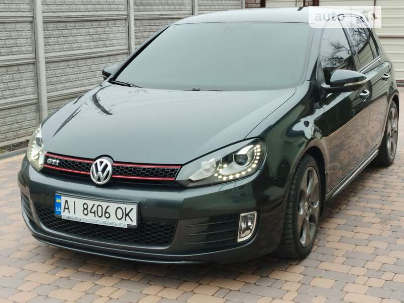 Volkswagen Golf GTI 2011