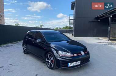 Volkswagen Golf GTI 2015