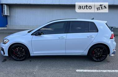 Хэтчбек Volkswagen Golf GTI 2020 в 