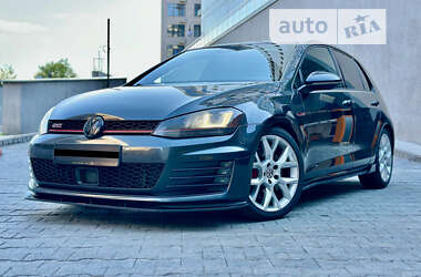 Хетчбек Volkswagen Golf GTI 2015 в Києві