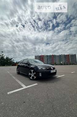 Хетчбек Volkswagen Golf GTI 2009 в 