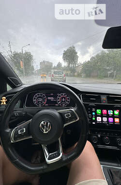 Хэтчбек Volkswagen Golf GTI 2019 в Львове