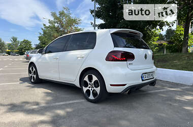 Хэтчбек Volkswagen Golf GTI 2011 в Киеве