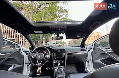Хэтчбек Volkswagen Golf GTI 2016 в 