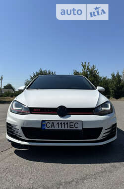 Хэтчбек Volkswagen Golf GTI 2015 в Горишних Плавнях